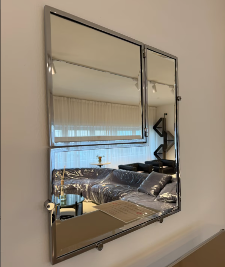 Castellar Mirror