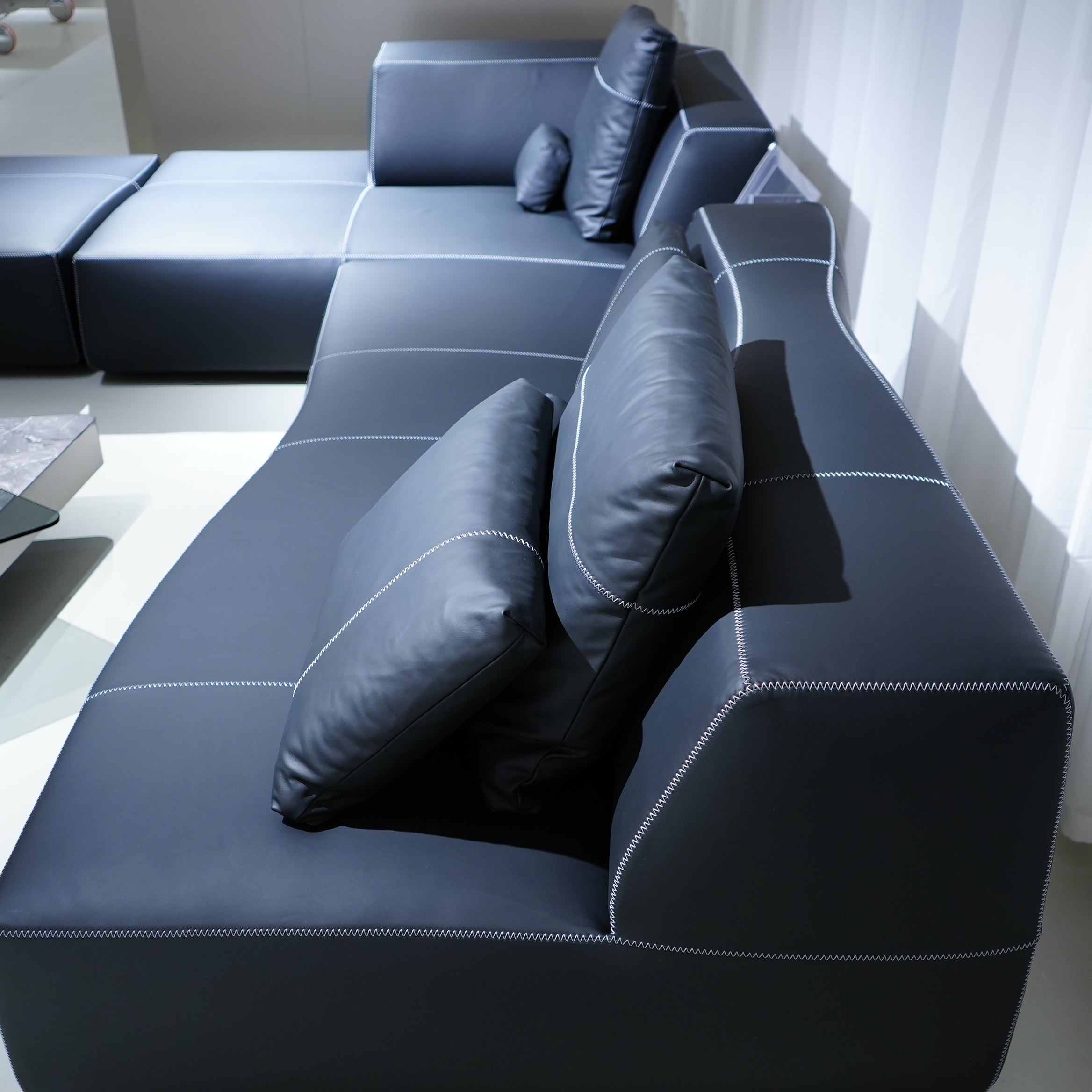 BEND-SOFA