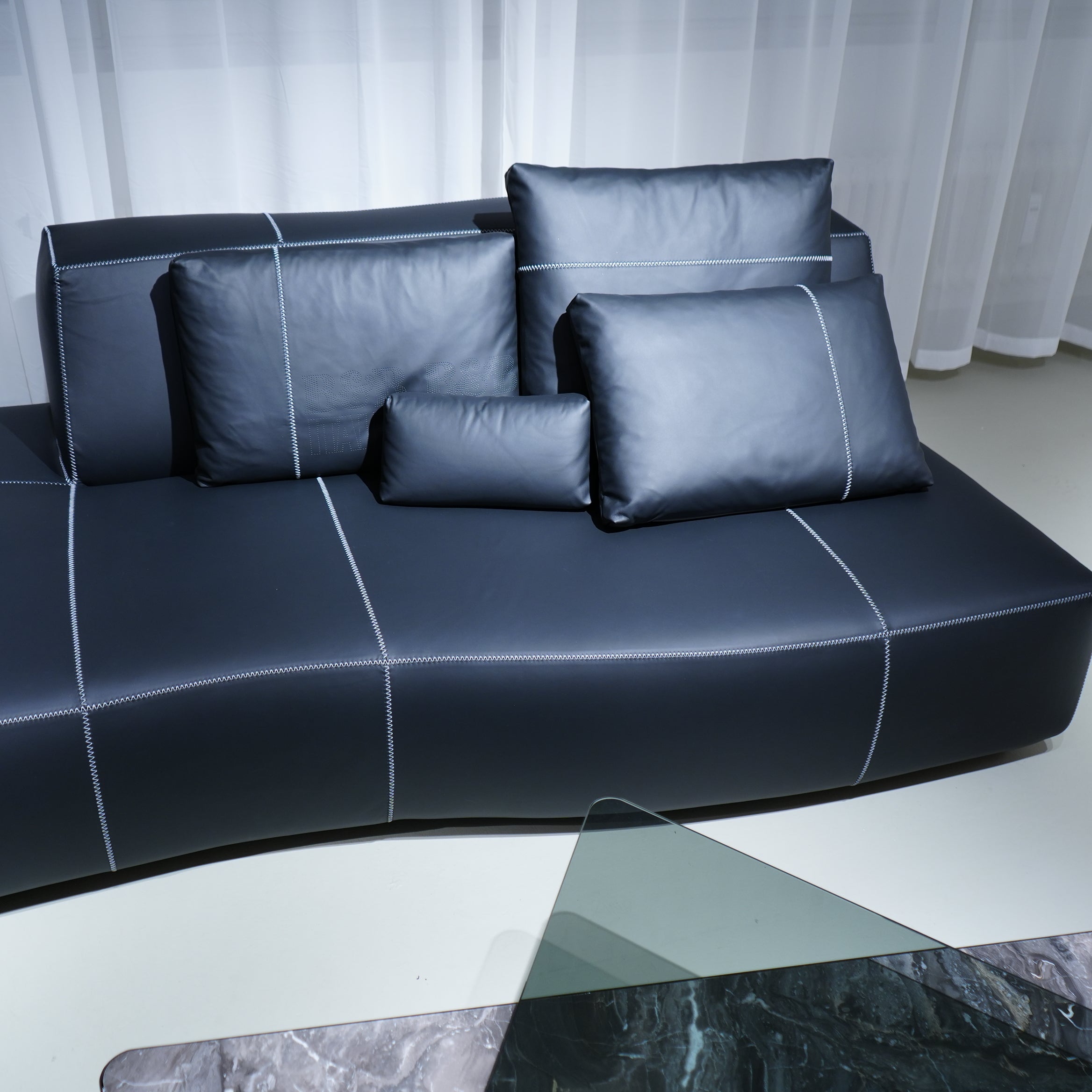 BEND-SOFA