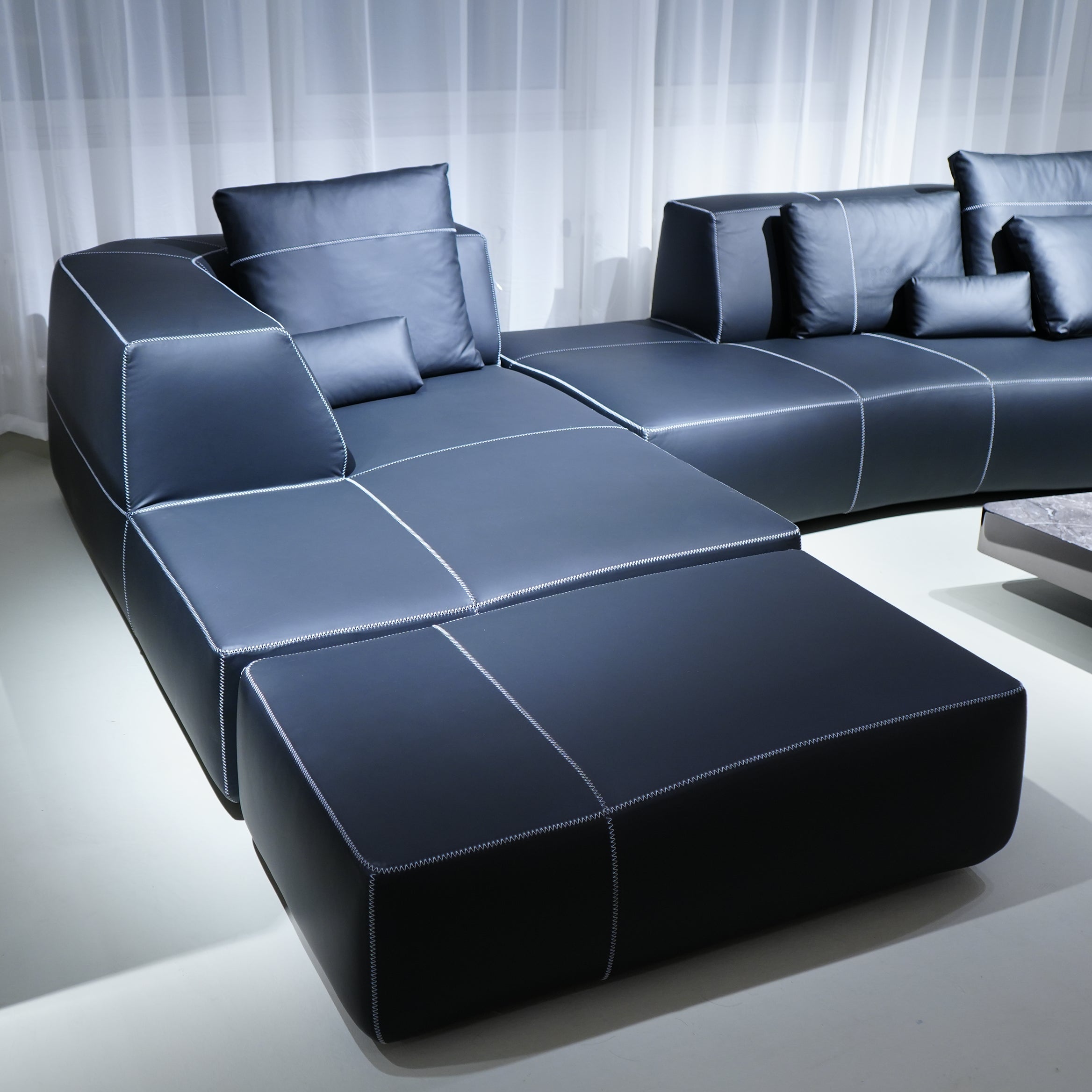 BEND-SOFA