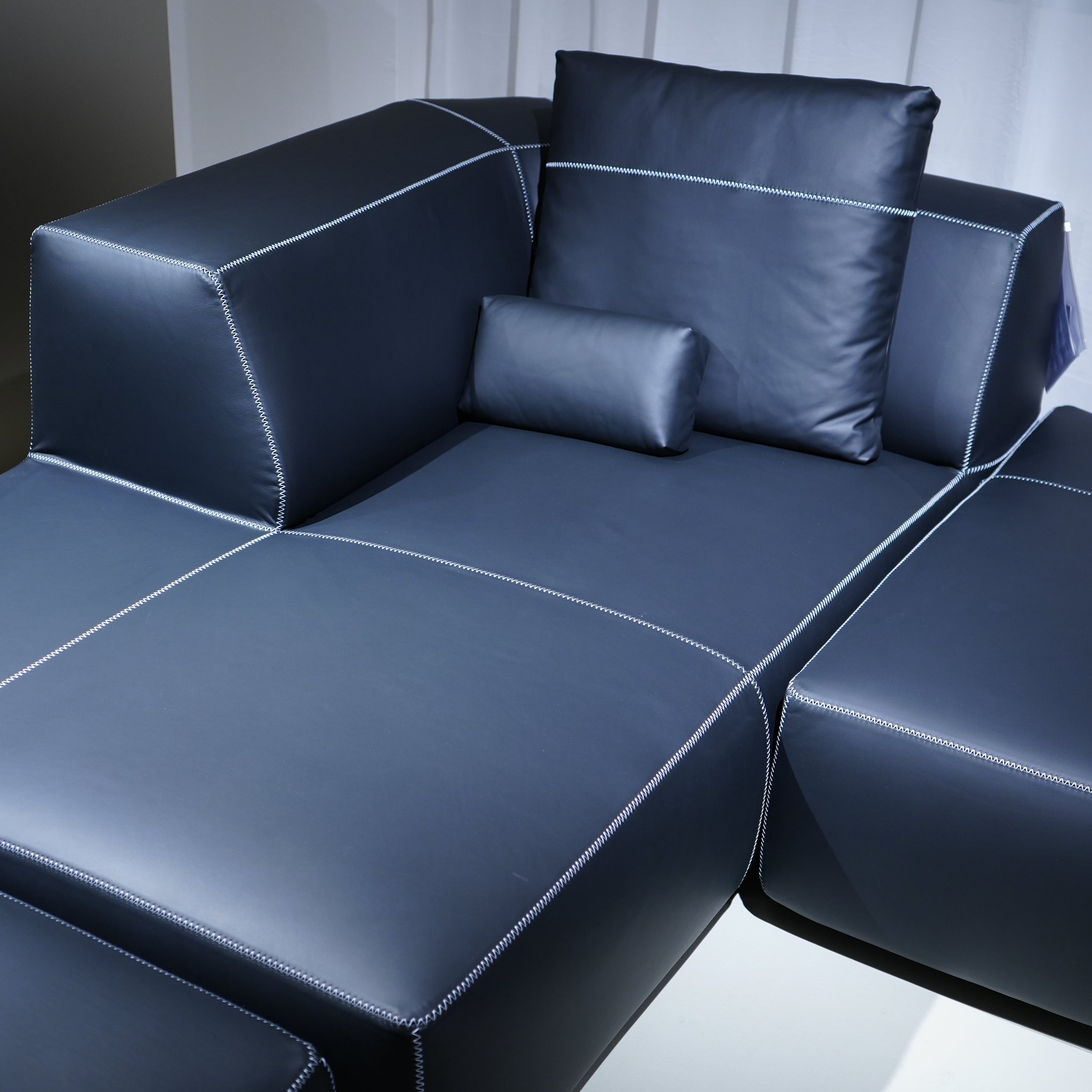 BEND-SOFA