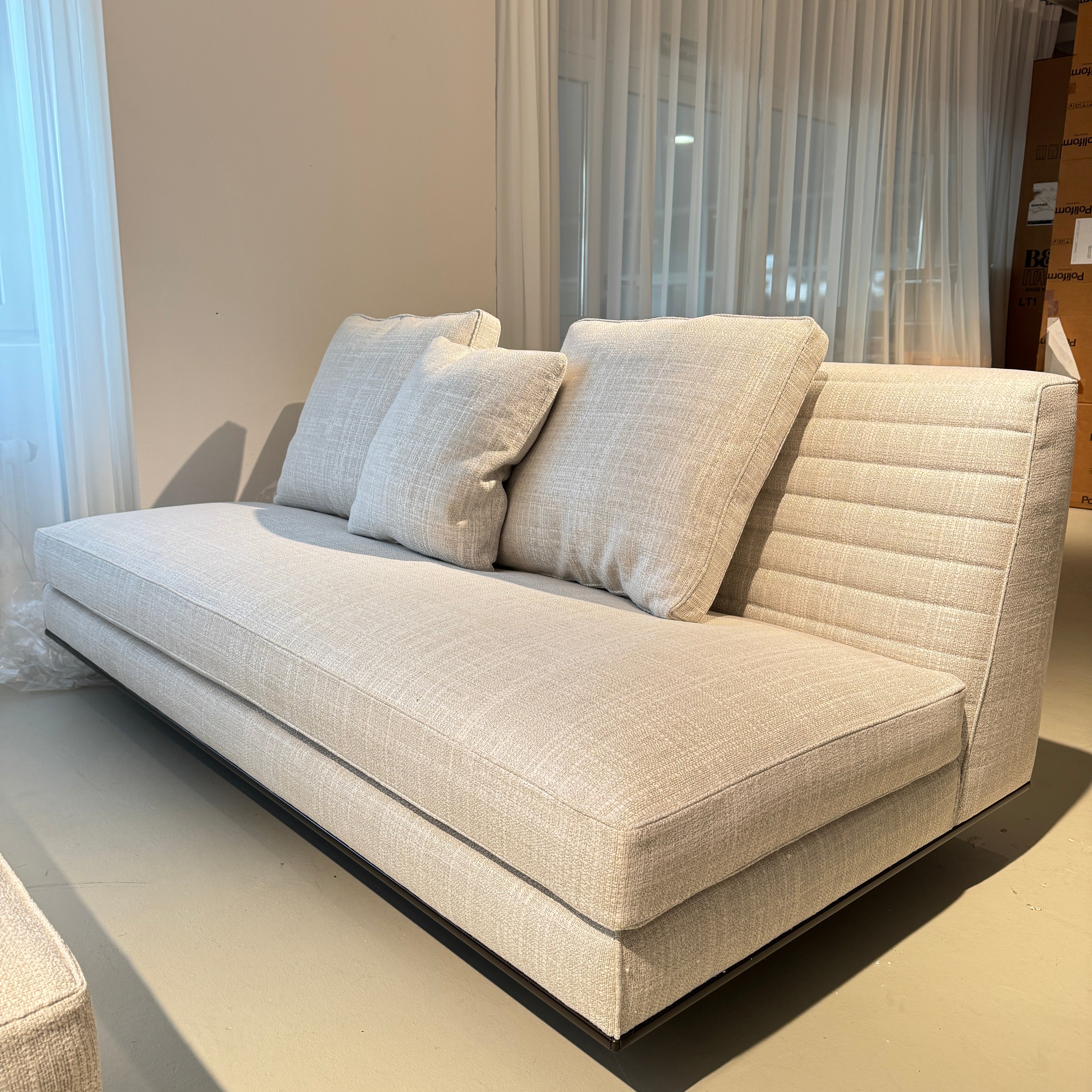 Roger Sofa