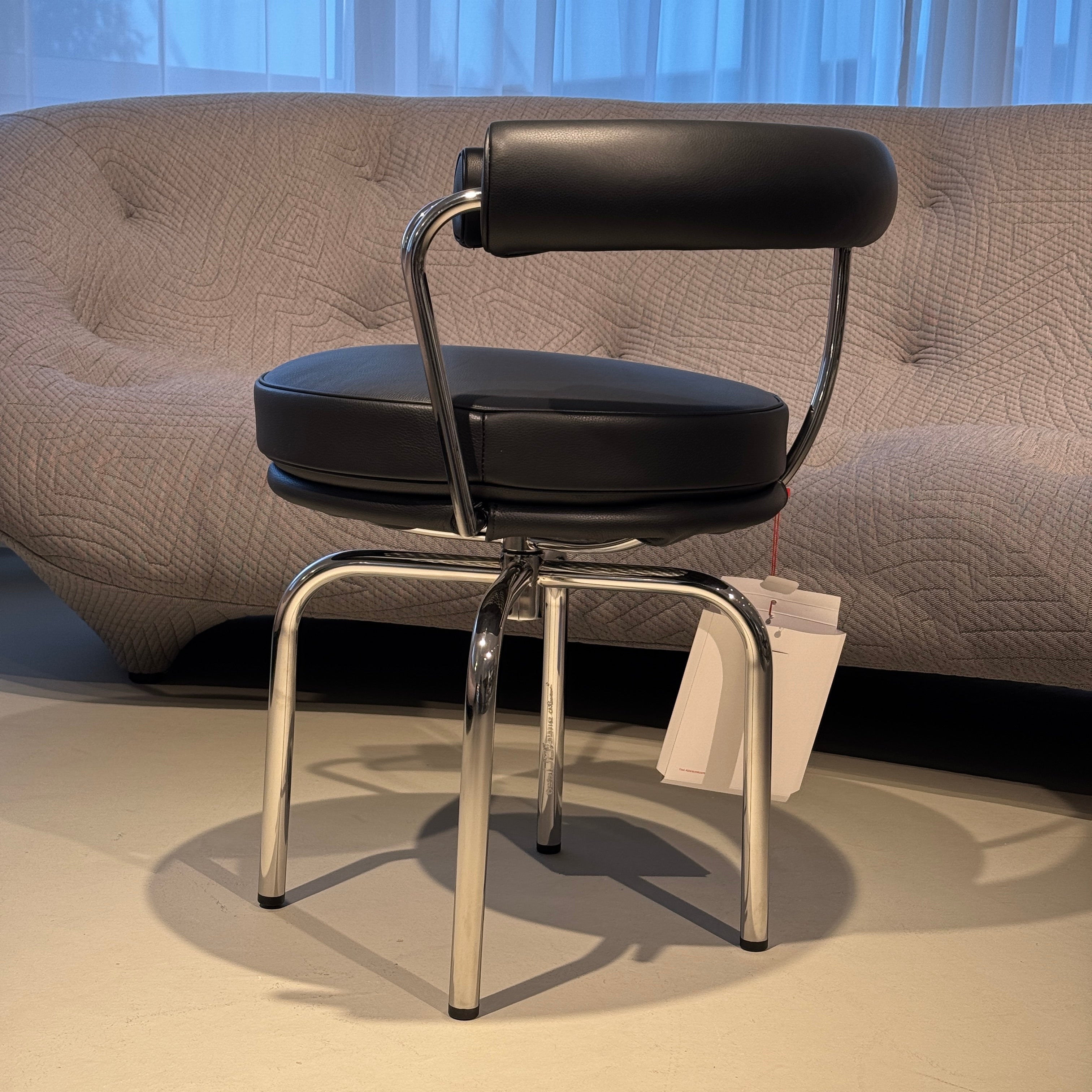 7 Fauteuil Tournant