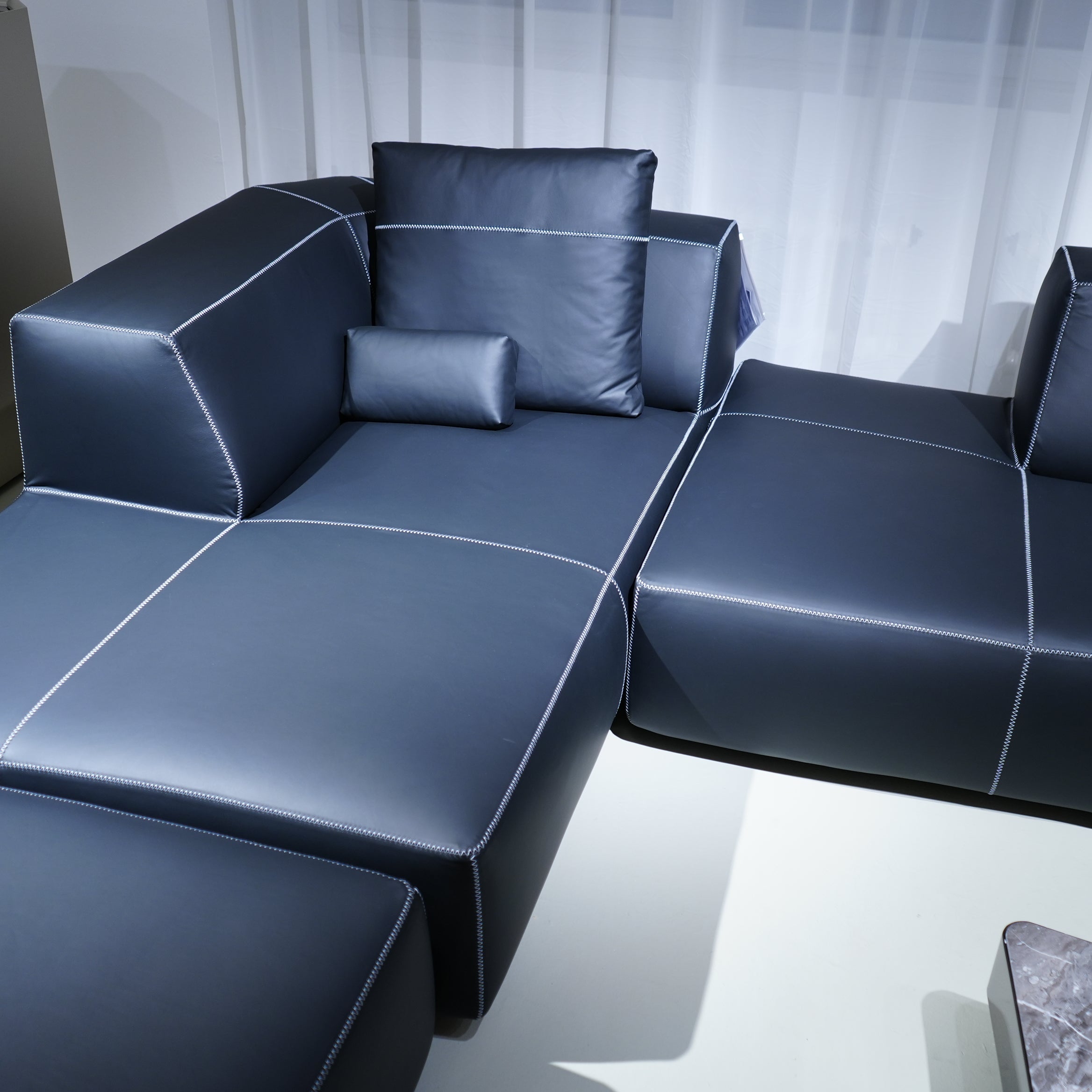 BEND-SOFA