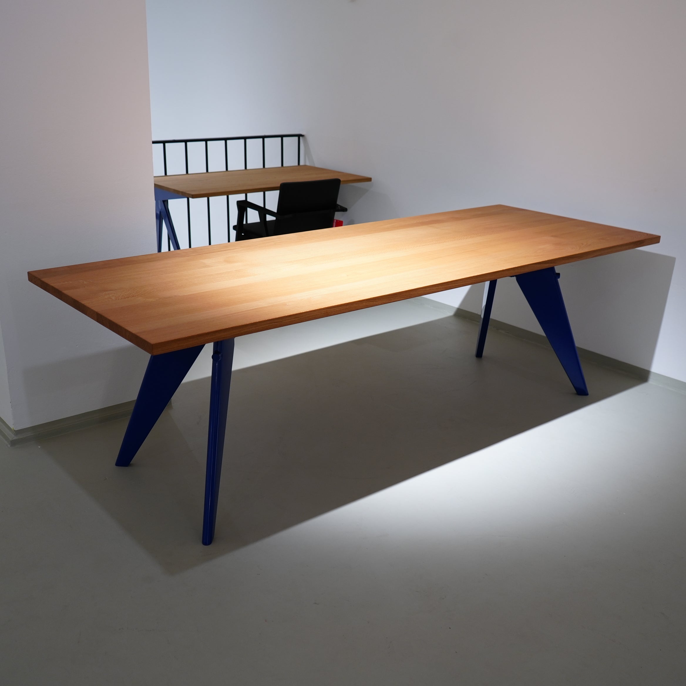 EM Table