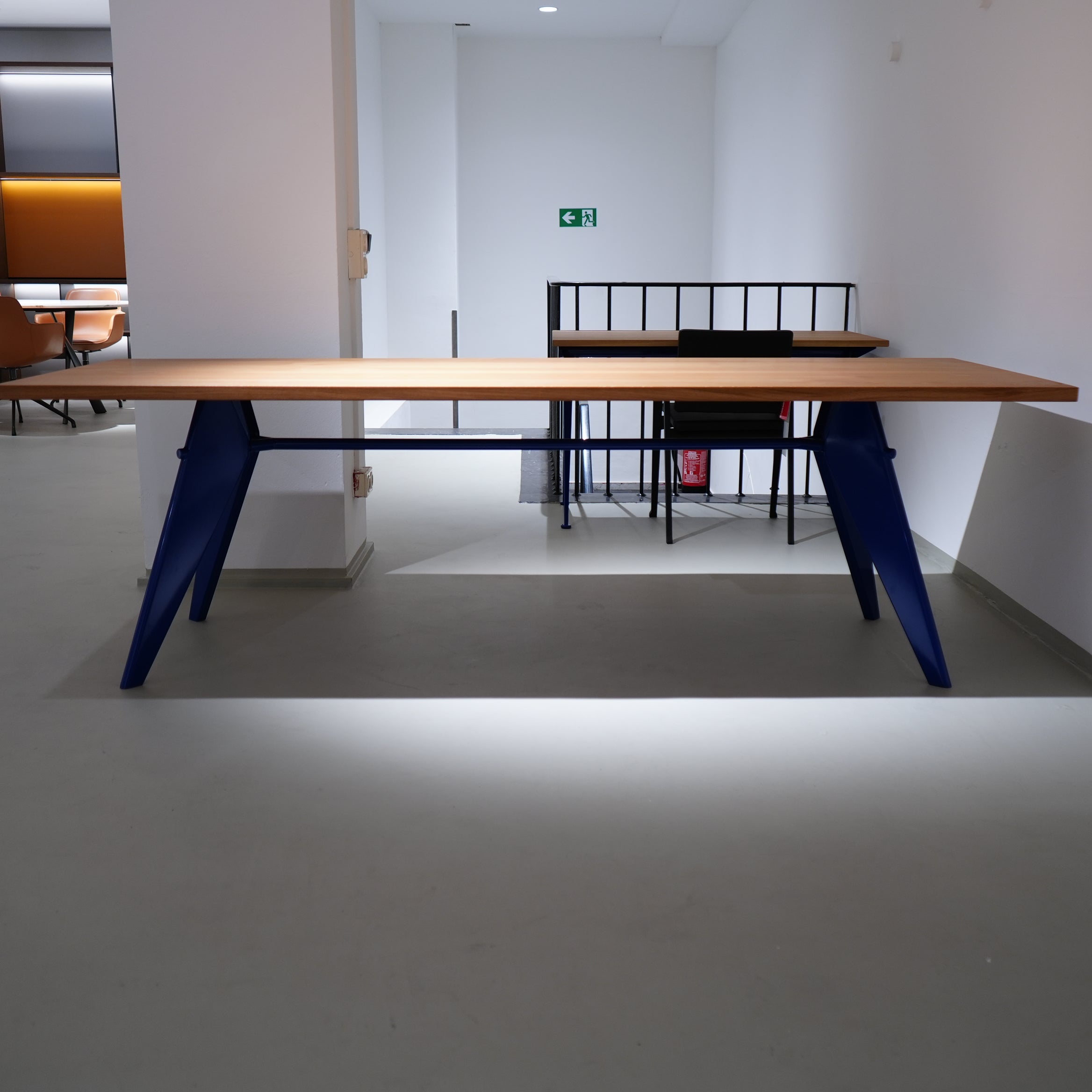 EM Table