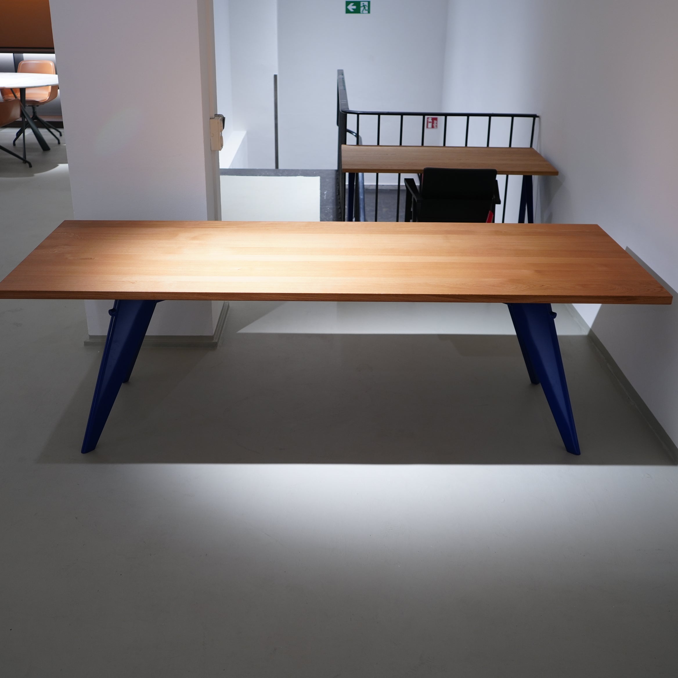 EM Table