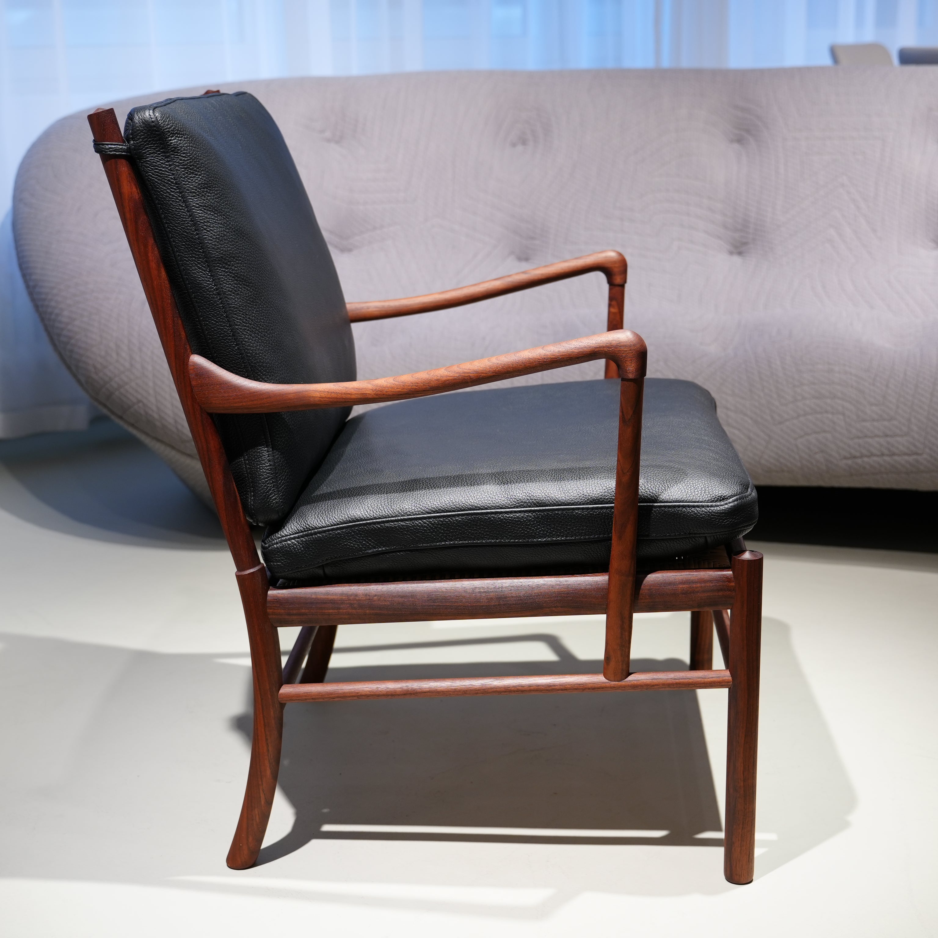 OW149 Colonial Chair