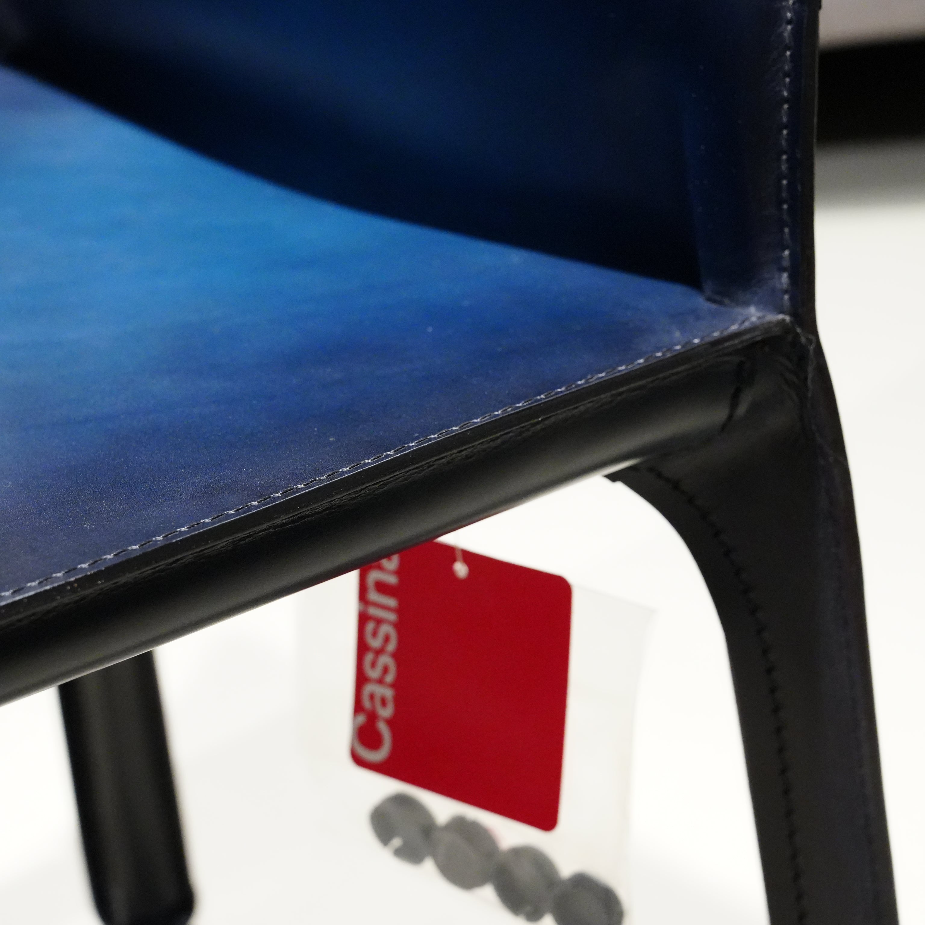 412 CAB Stuhl Leder Blau