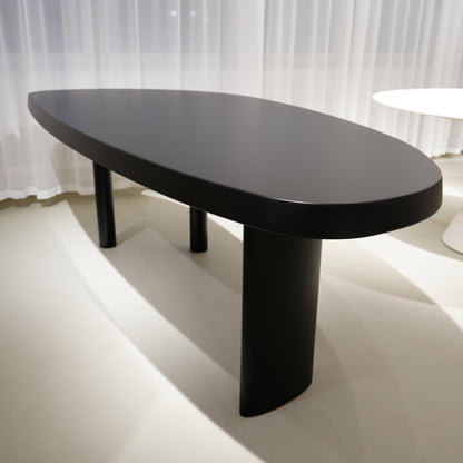 525 TABLE EN FORME LIBRE