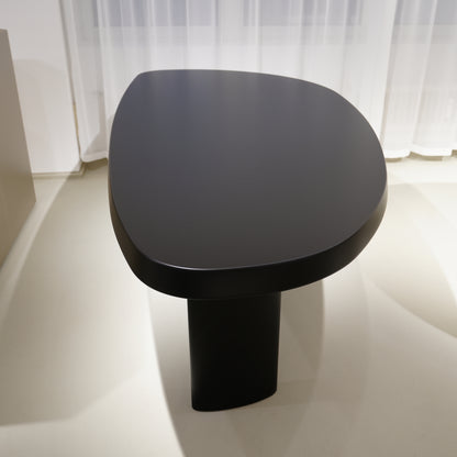 525 TABLE EN FORME LIBRE