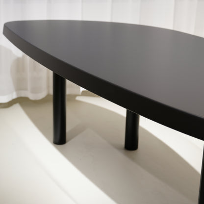 525 TABLE EN FORME LIBRE